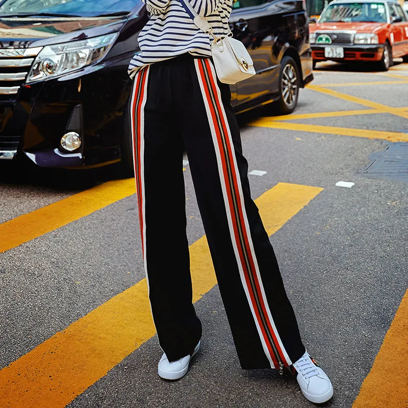 8GIRLS CONTRAST SIDE STRIPE WIDE LEG TRACK PANTS WITH ZIP SIDE