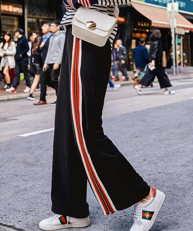 8GIRLS CONTRAST SIDE STRIPE WIDE LEG TRACK PANTS WITH ZIP SIDE