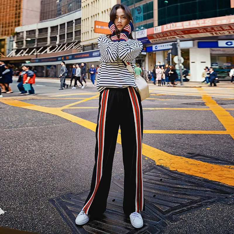 8GIRLS CONTRAST SIDE STRIPE WIDE LEG TRACK PANTS WITH ZIP SIDE