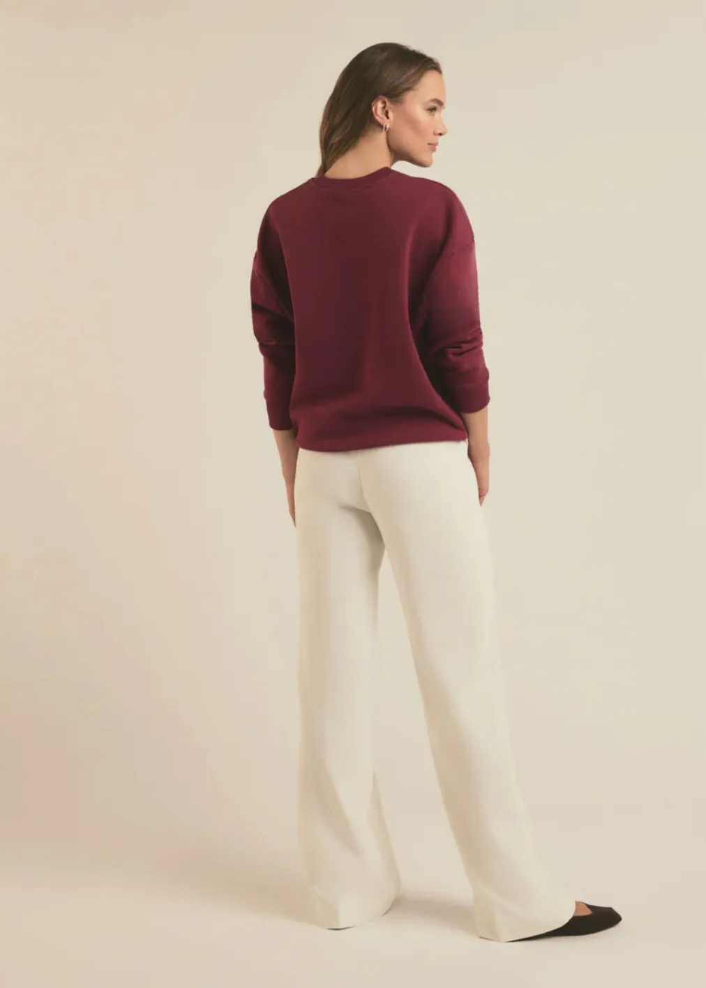 Collegiate Sweatshirt in Sangria Nights