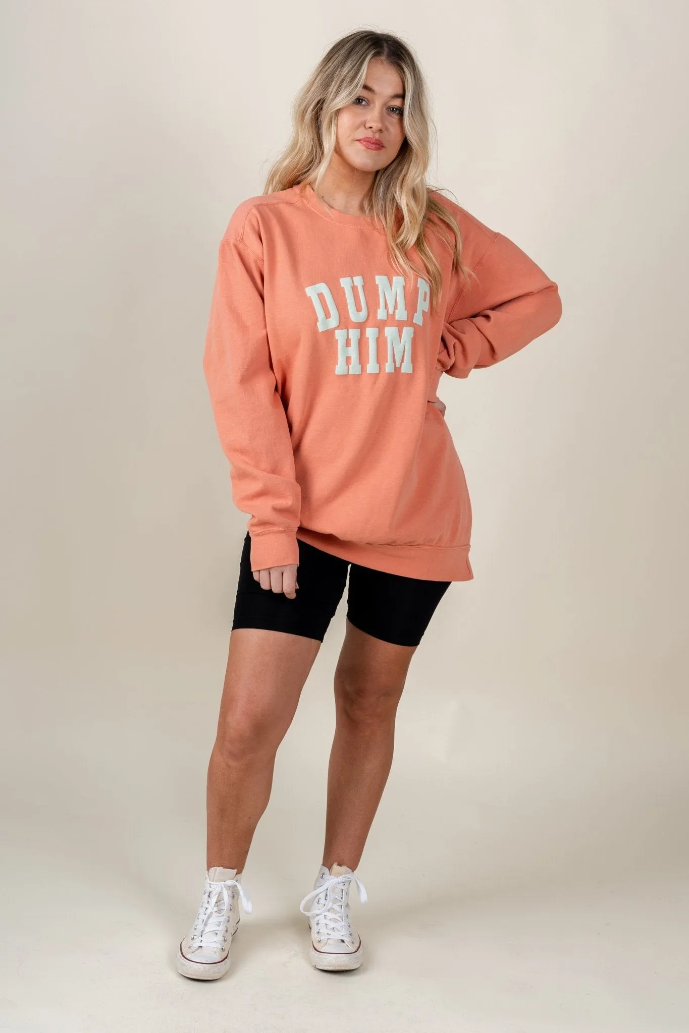 Dump him sweatshirt light orange
