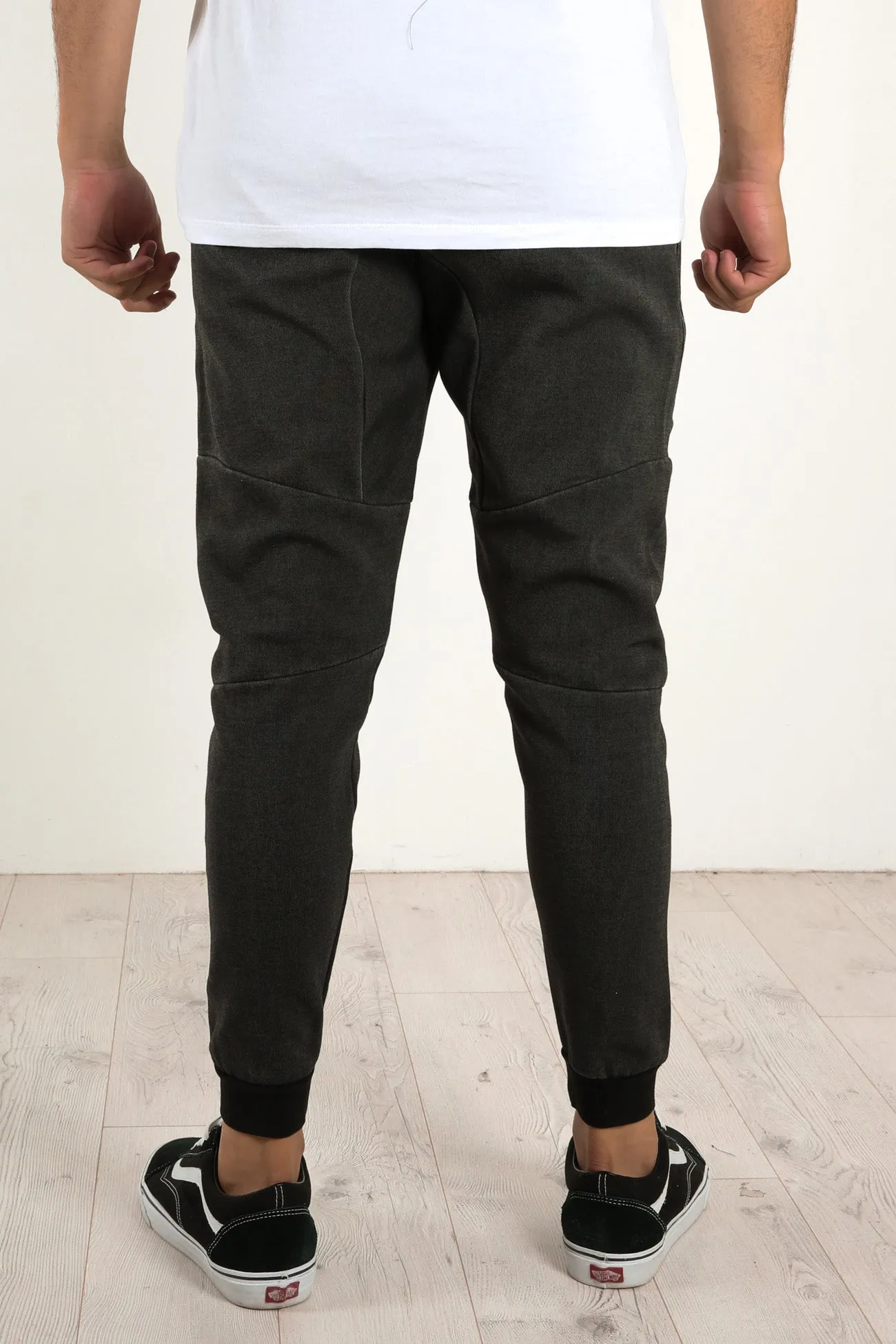 Hoxton Vintage Trackpant Washed Black