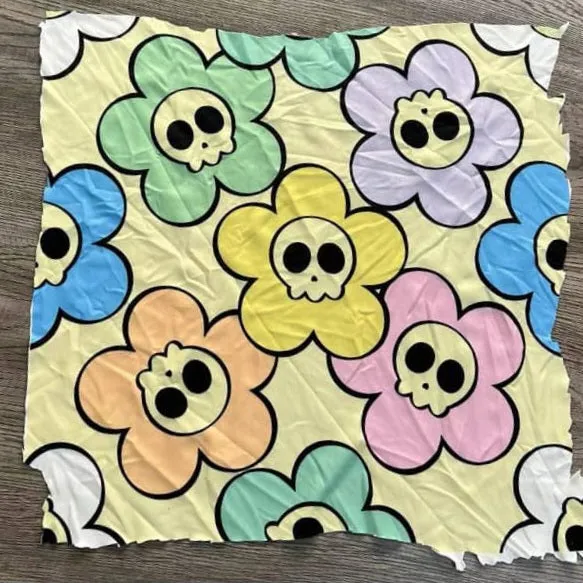 Skull Flowers (Exclusive) - High-quality Handcrafted Vibrant Leggings