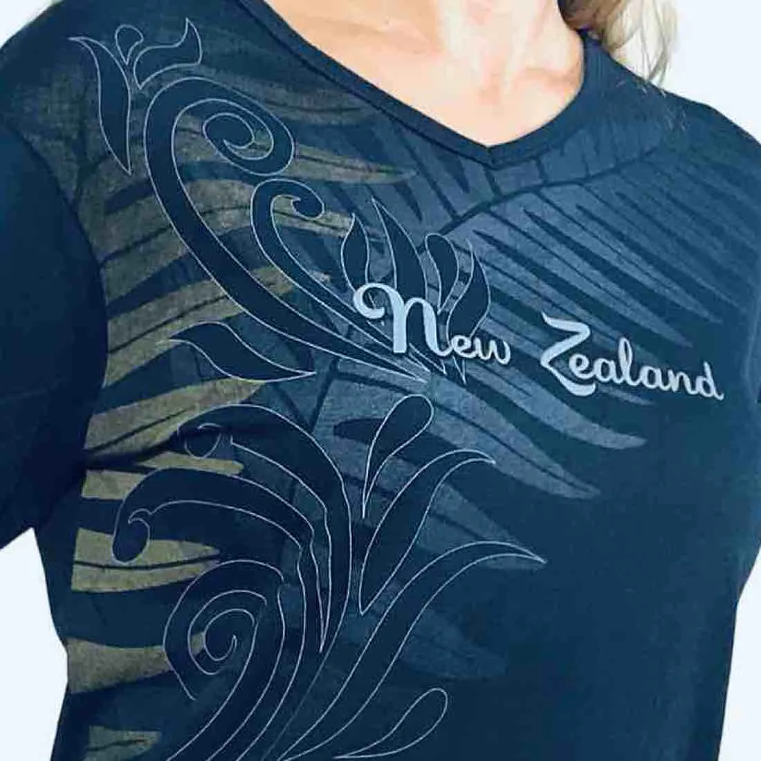 Womens New Zealand T Shirt - Fern Koru