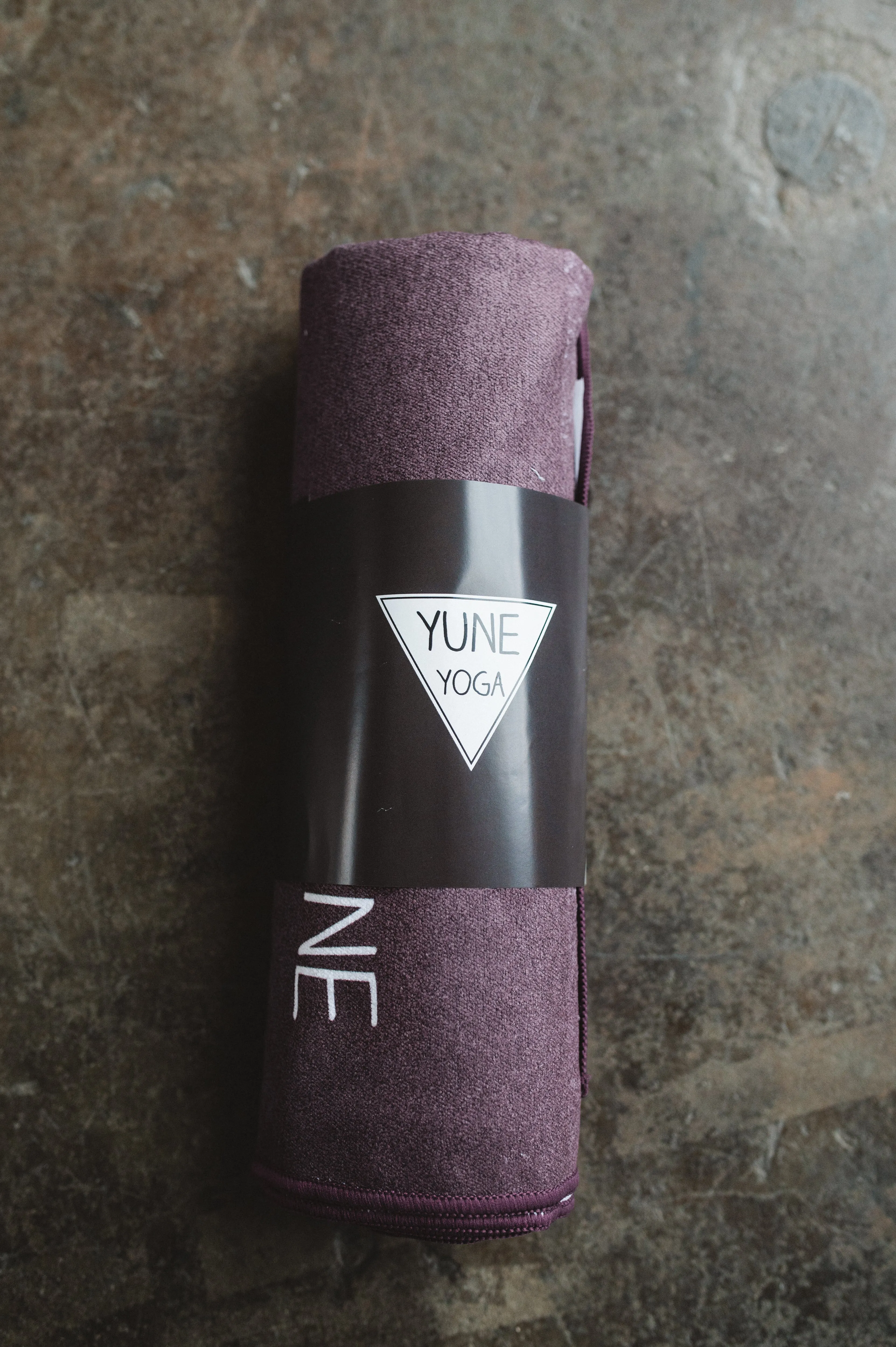 Yoga Towel | Non Slip Silicon Nubs | Absorbent Microfiber | Red | Yune Yoga | The Caliban